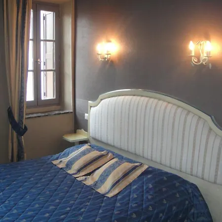 Des Lices 4* קרקסון